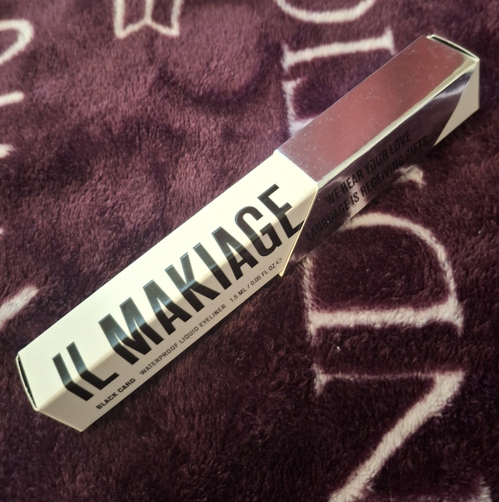 NEW IL MAKIAGE WATERPROOF BLACK LIQUID EYELINER